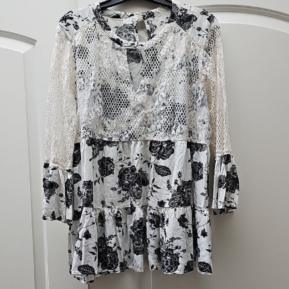 Juicey Couture Black and White Floral Lace Top